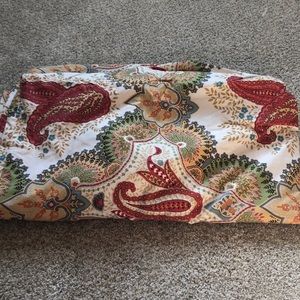 Pottery barn queen duvet cover